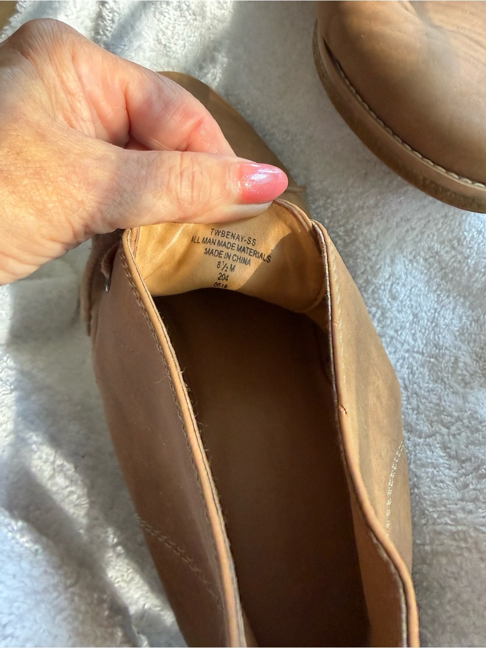 Tommy Hilfiger Women's Tan Slip-On Loafers